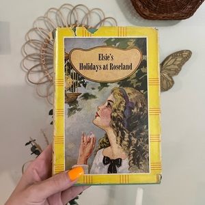 Vintage Elsie’s Holidays at Roseland Book